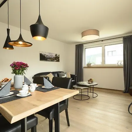 Ferienwohnung Berglounge In Garmisch-Partenkirchen Buitenkant foto
